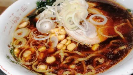 憑卡簽賬可獲贈指定小食一客